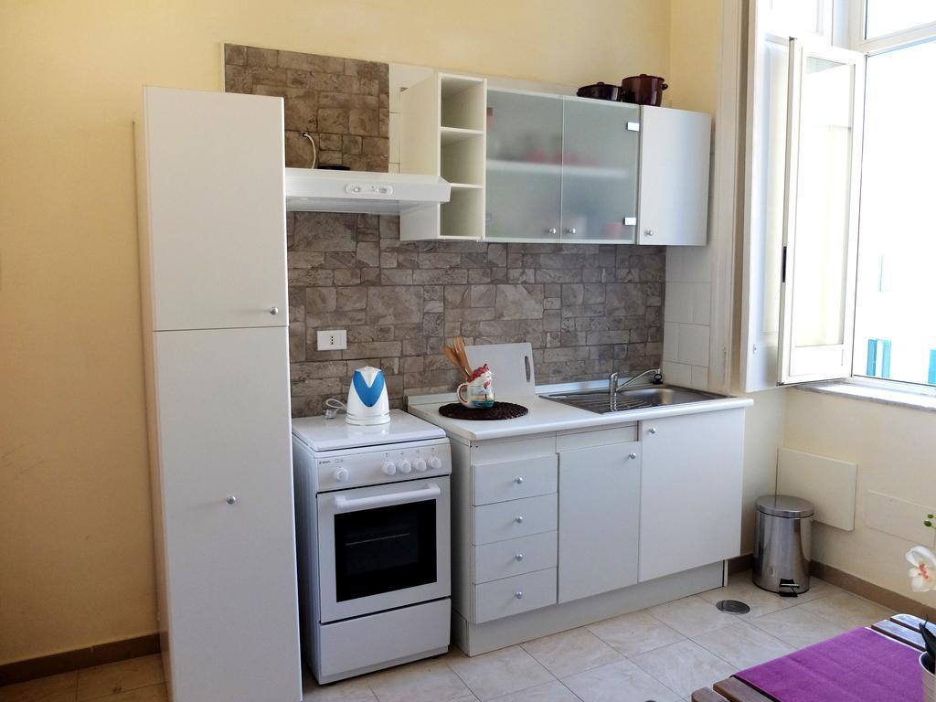 Apartamento Floridiana - Bh3 Nápoles Habitación foto